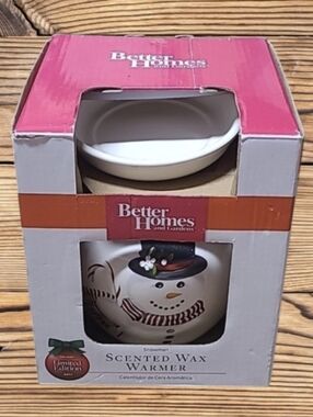 NIB 2011 LIMITED EDITION BETTER HOMES AND GARDENS SCENTED WAX WARMER SNOWMAN